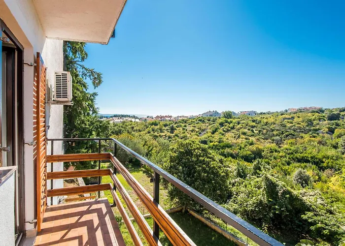 Apartament 3 Bedroom In Krk Krk Town