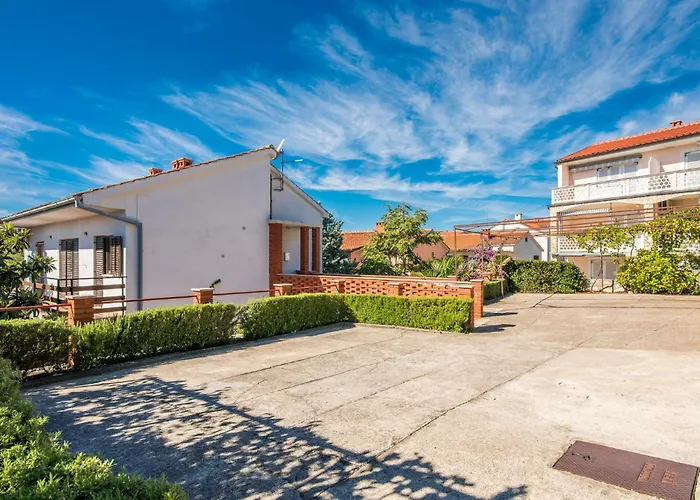 Apartament 3 Bedroom In Krk