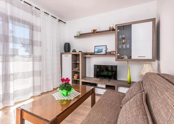 Apartament 3 Bedroom In Krk Krk Town