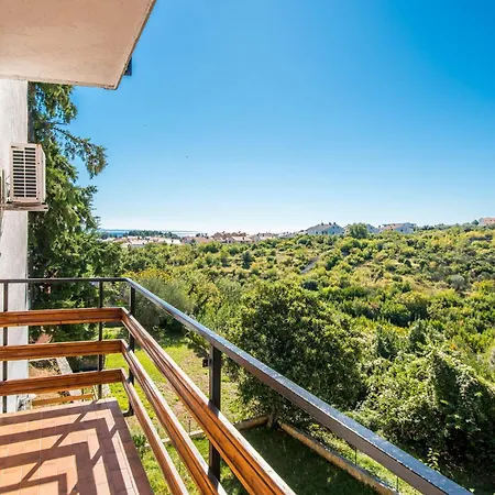 Apartament 3 Bedroom In Krk Krk Town