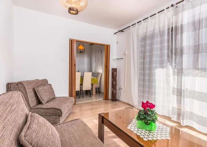 3 Bedroom In Krk *
