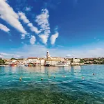 3 Bedroom In Krk Apartamento
