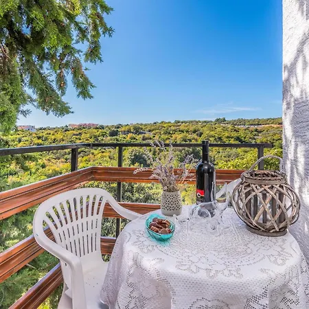 3 Bedroom In Krk Apartment *